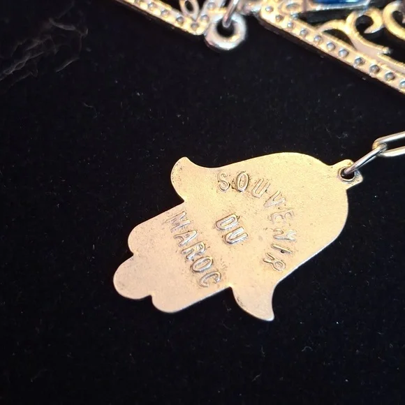 Elegant Silver and Stone Bracelet - Picture 7 of 7